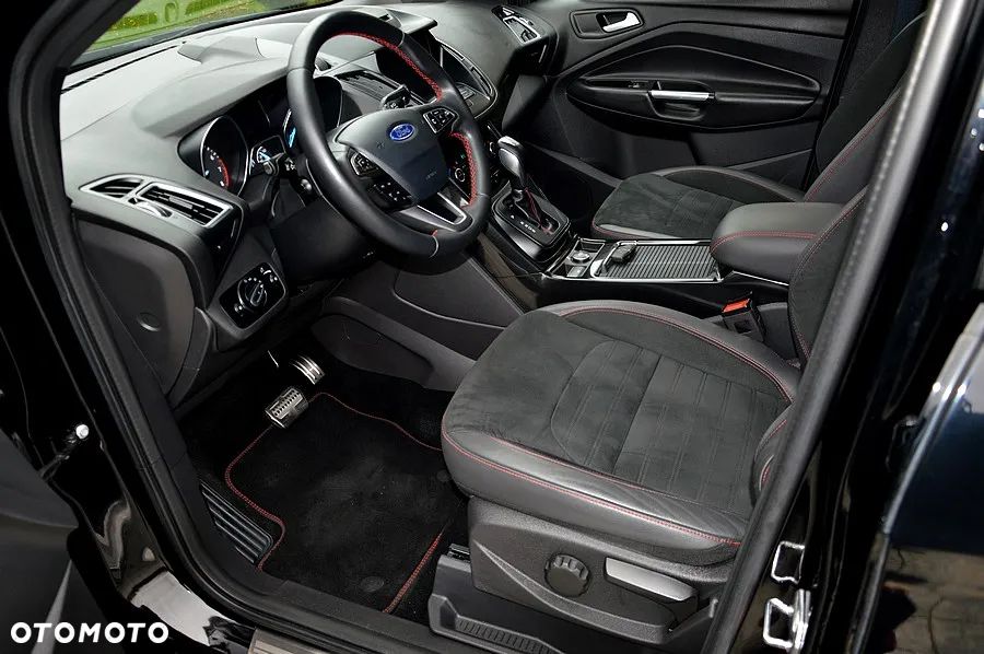 Ford Kuga 1.5 EcoBoost 4x4 ST-Line - 22