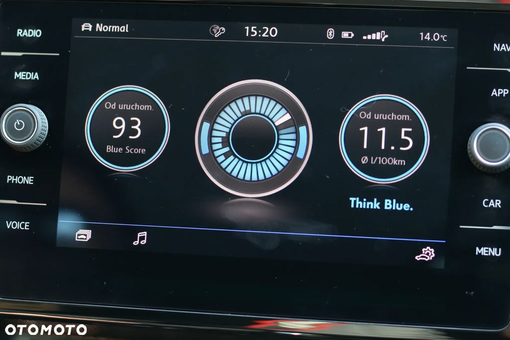 Volkswagen Passat - 18