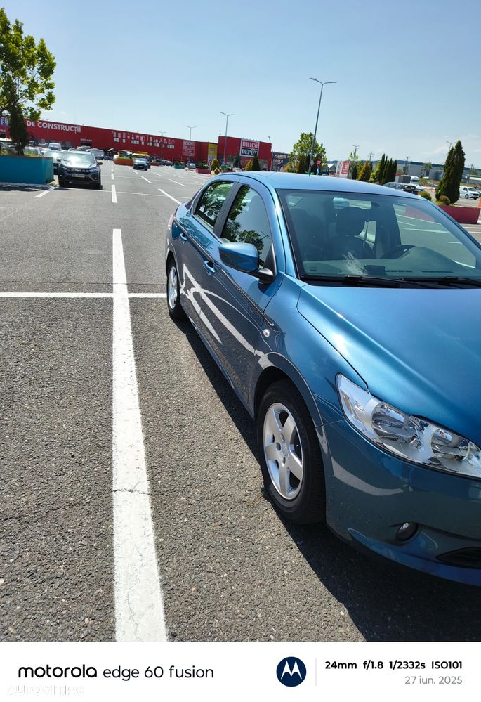 Peugeot 301 1.6 HDI FAP Allure - 2