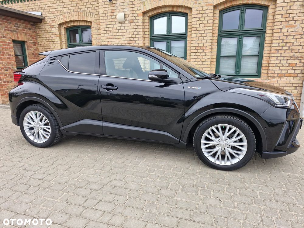 Toyota C-HR 2.0 Hybrid Executive - 6