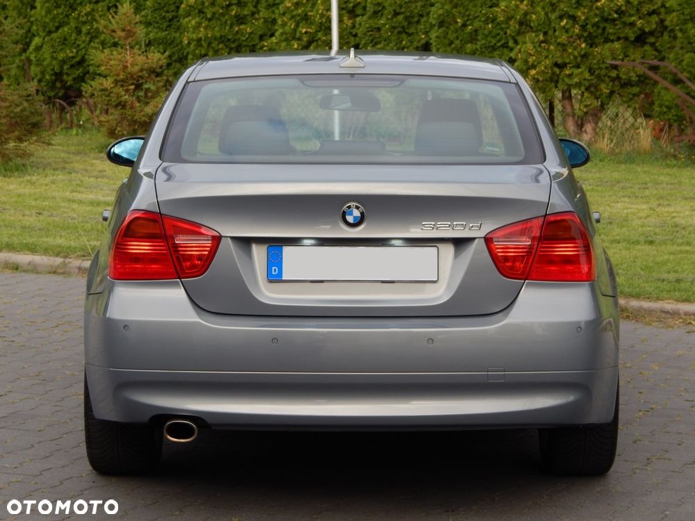BMW Seria 3 320d - 6