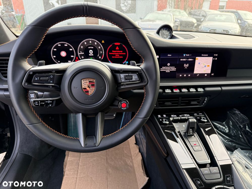 Porsche 911 Targa 4 GTS PDK - 22