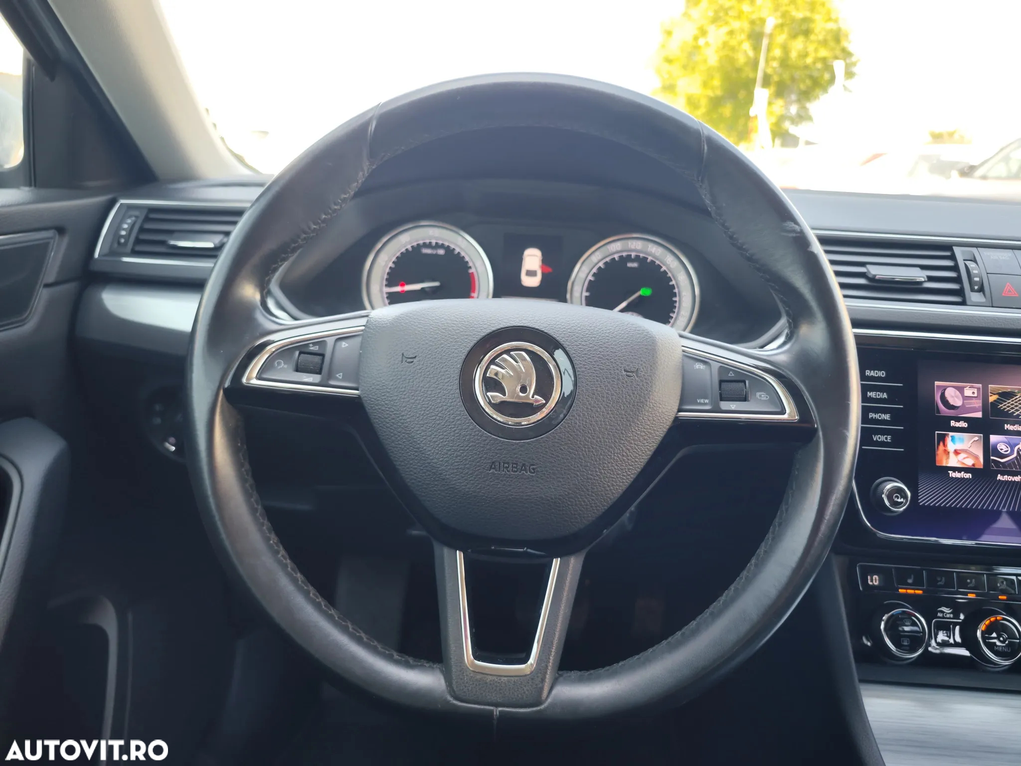 Skoda Superb 1.5 TSI DSG Ambition - 25