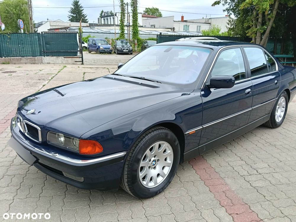 BMW Seria 7 - 7
