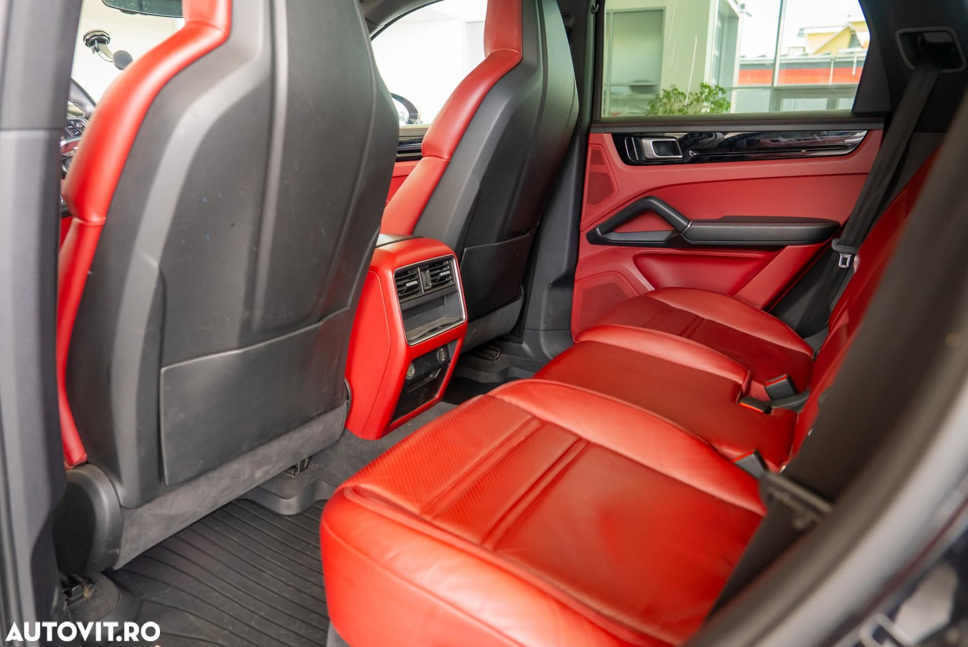 Porsche Cayenne S Tiptronic S Platinum Edition - 20
