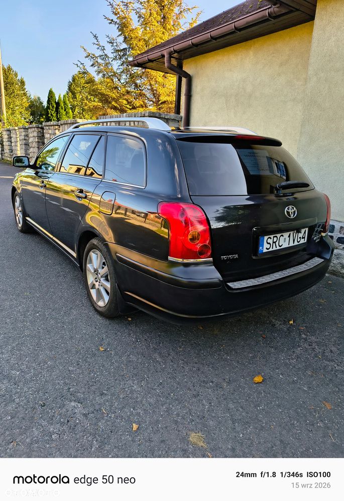 Toyota Avensis 2.0 D-4D Luna - 4