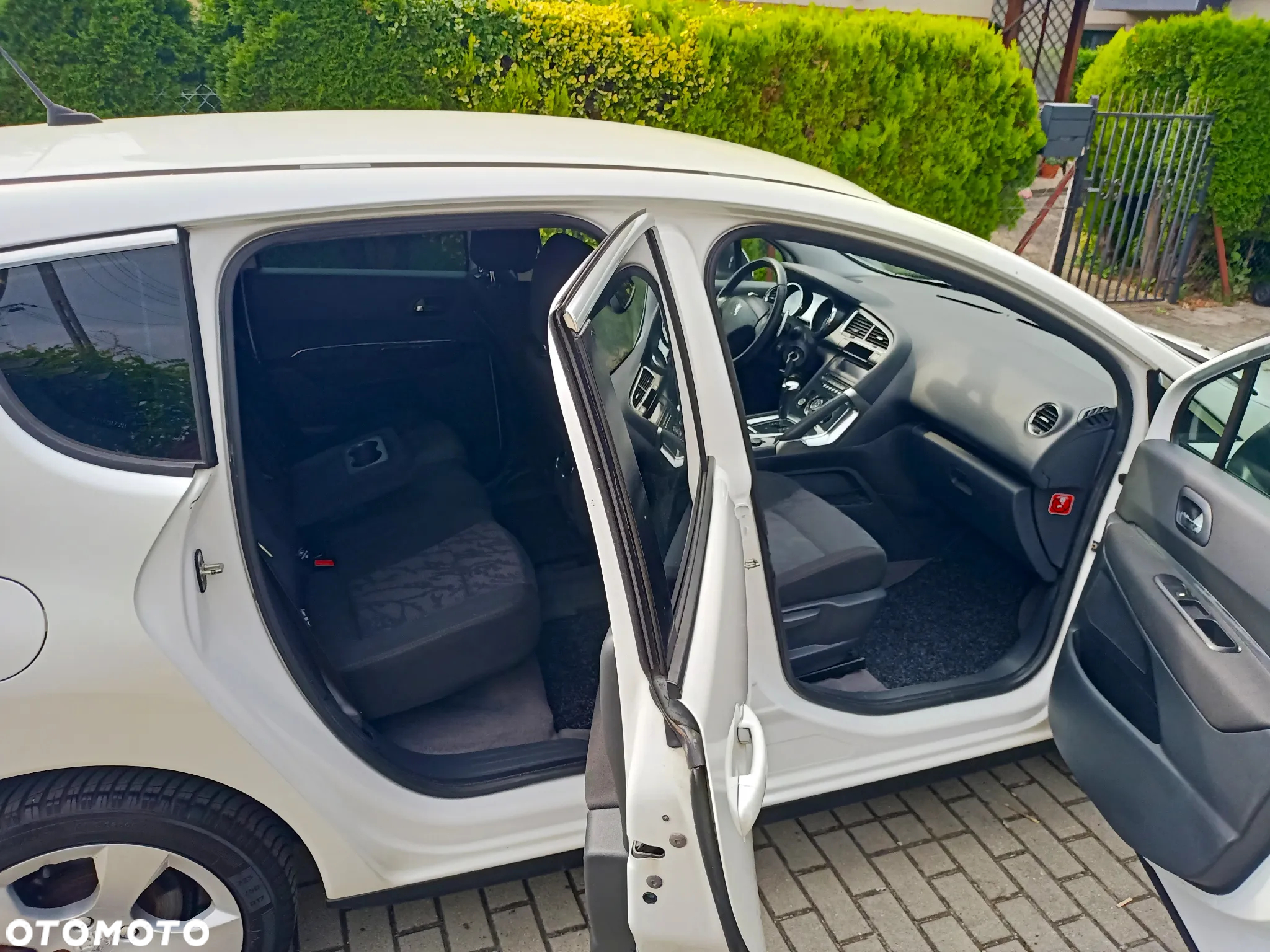 Peugeot 3008 - 8