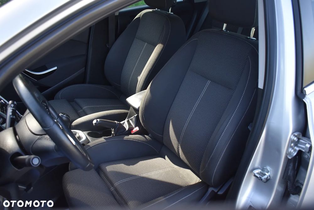 Opel Astra - 22