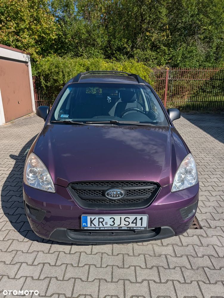 Kia Carens 2.0 EX - 1