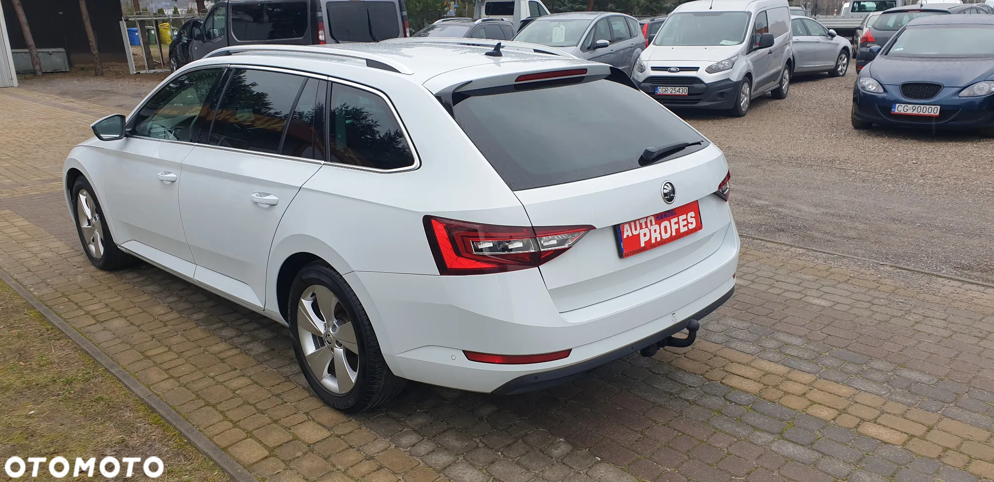 Skoda Superb 1.6 TDI Ambition Greenline - 3