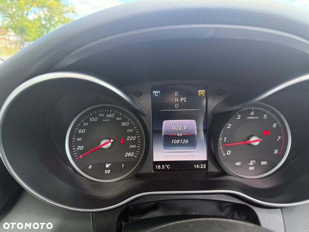 Mercedes-Benz Klasa C 300 7G-TRONIC Exclusive - 19