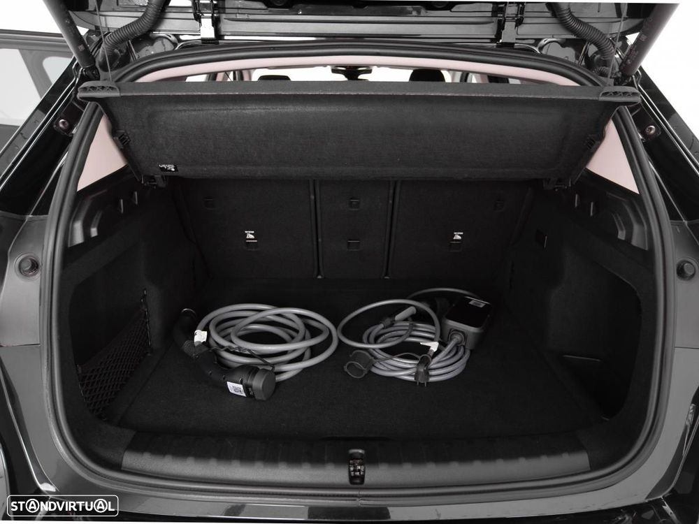 BMW iX1 eDrive20 - 12