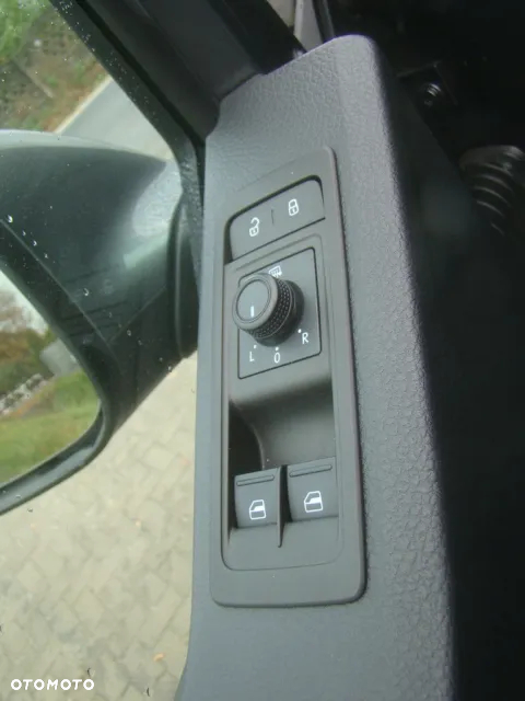 Volkswagen Transporter - 21