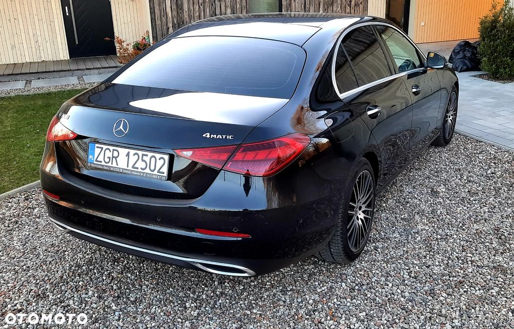 Mercedes-Benz Klasa C 300 4Matic 9G-TRONIC Exclusive - 2