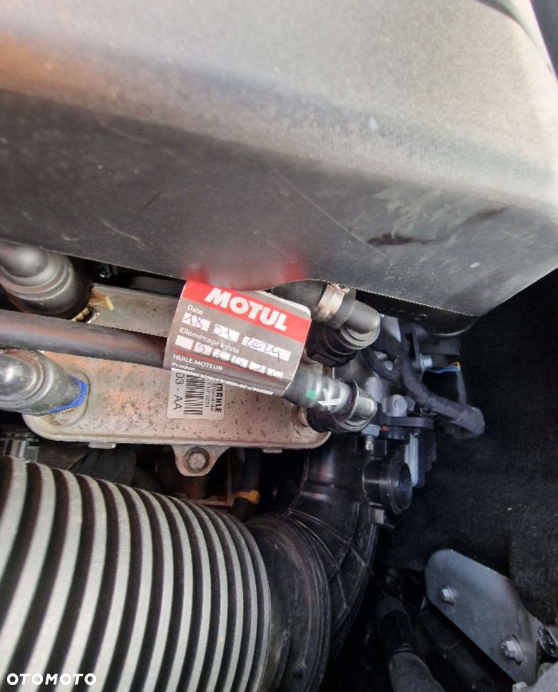 Land Rover Discovery Sport - 38