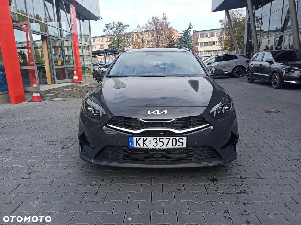 Kia Ceed 1.5 T-GDI Tribute DCT - 2