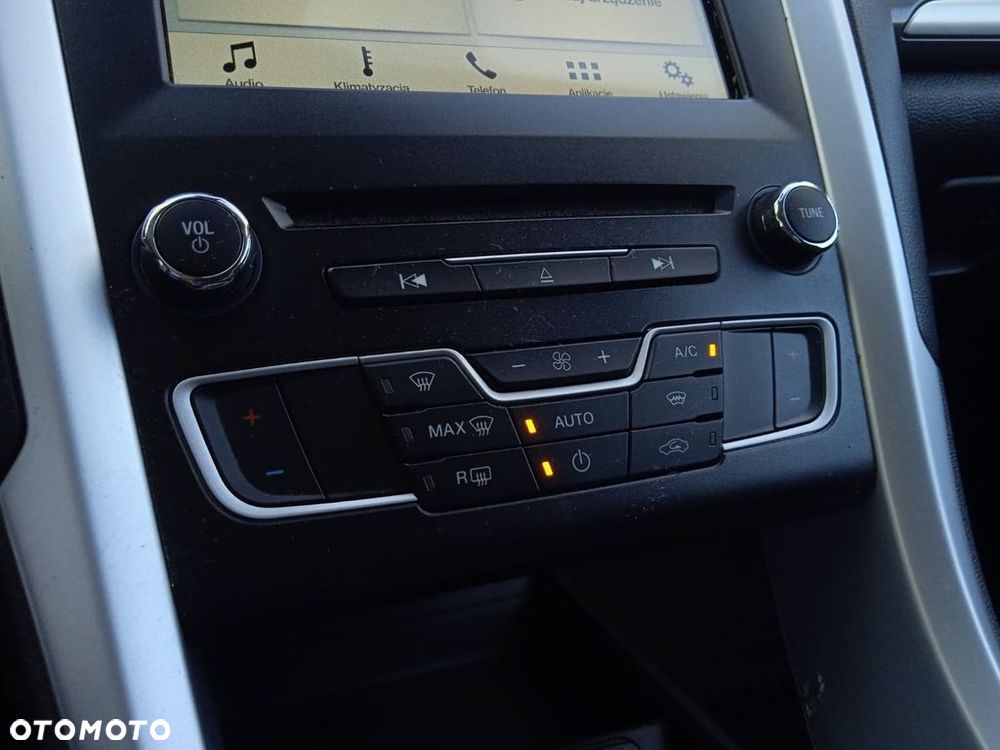 Ford Mondeo 1.5 EcoBoost Gold X (Trend) - 26
