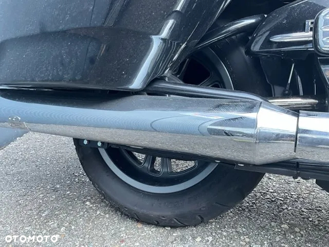 BMW R - 8
