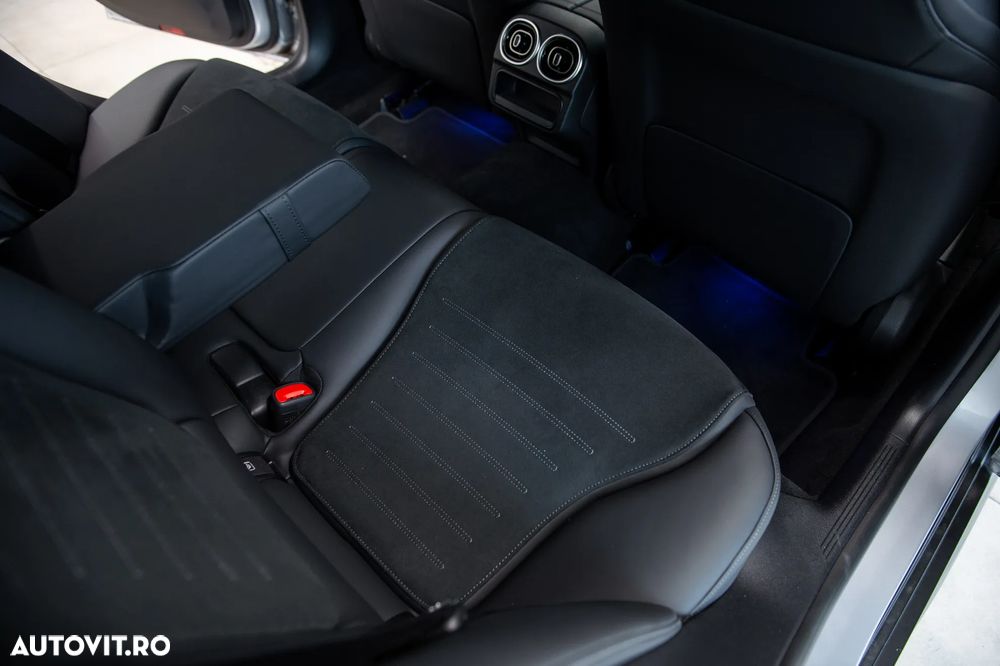 Mercedes-Benz C 300 e 9G-TRONIC AMG Line - 27