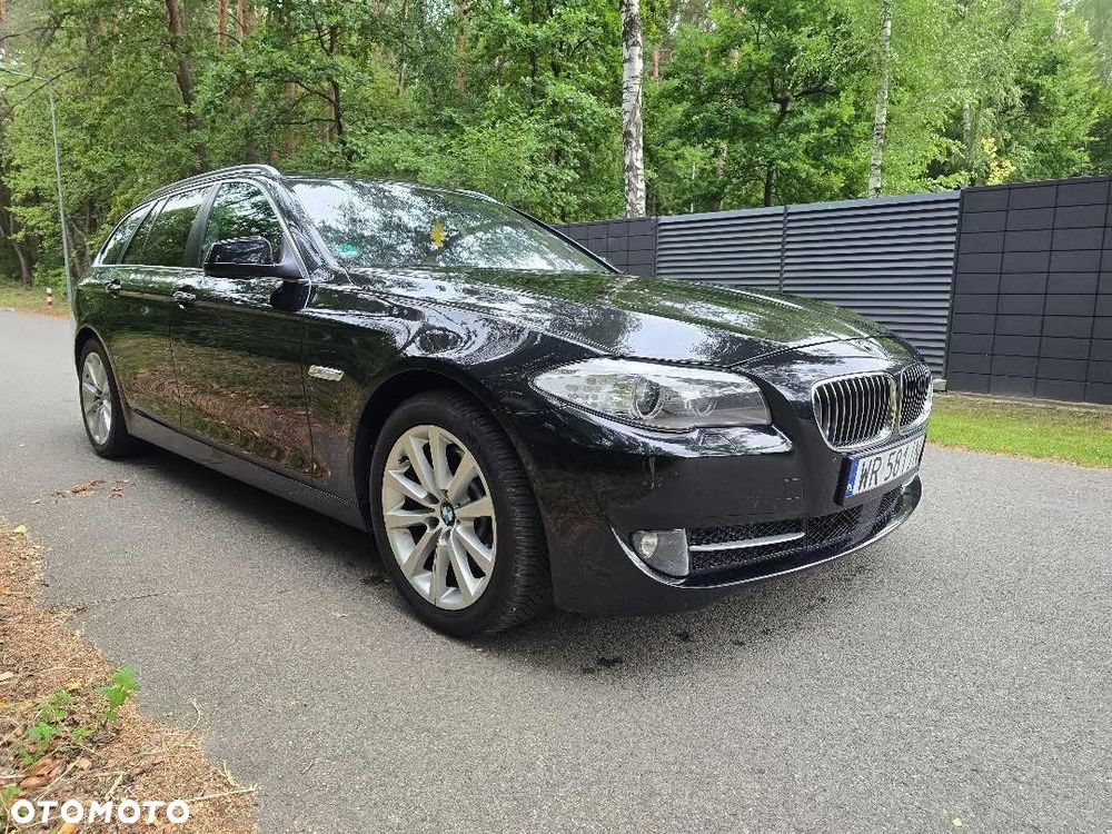 BMW Seria 5 525d Sport-Aut - 4