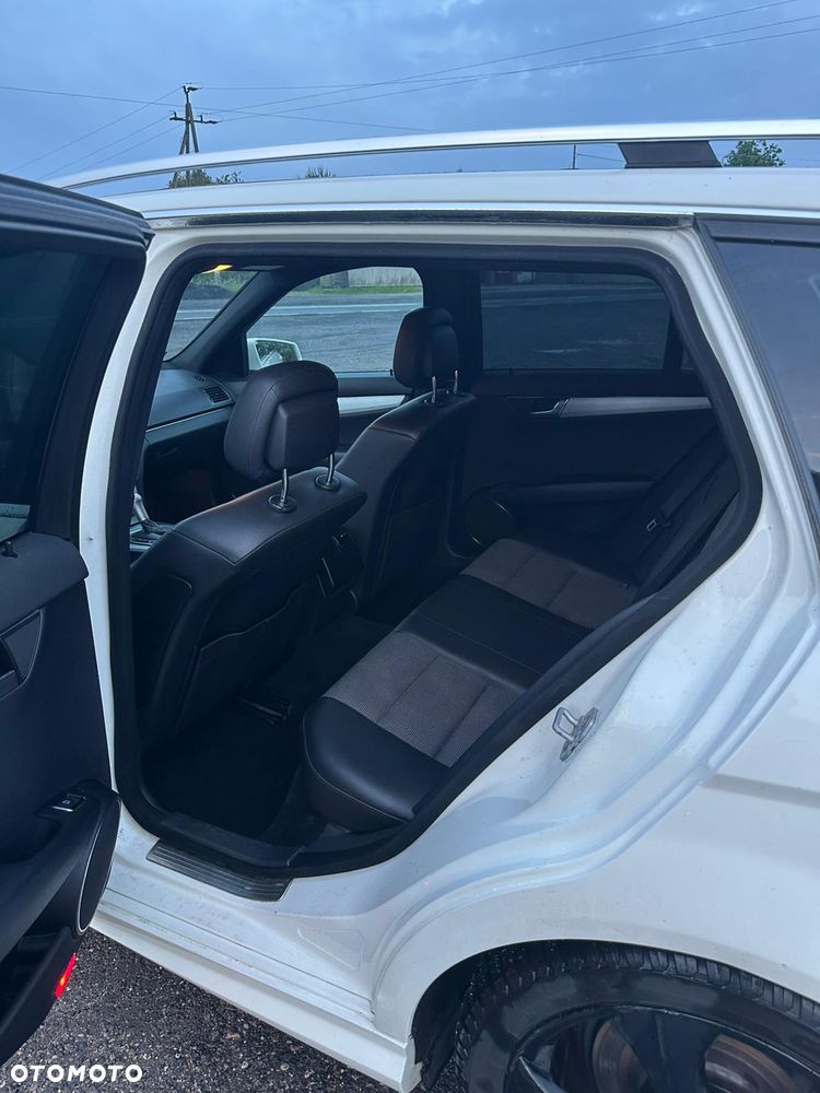 Mercedes-Benz Klasa C 180 Kompressor Automatik BlueEFFICIENCY Avantgarde - 11