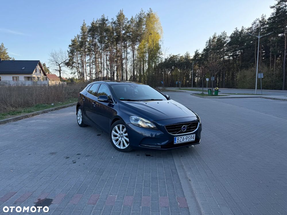Volvo V40 D2 Summum - 2