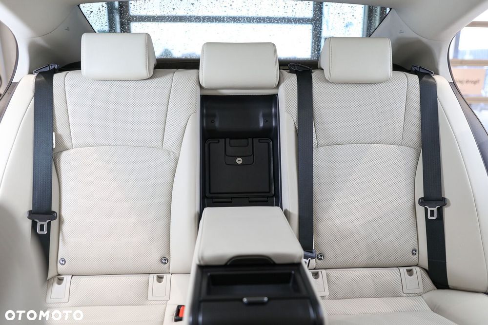 Lexus ES 300h Business Edition - 15