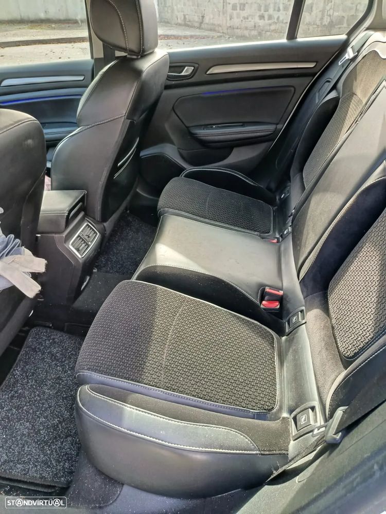 Renault Mégane Sport Tourer - 6