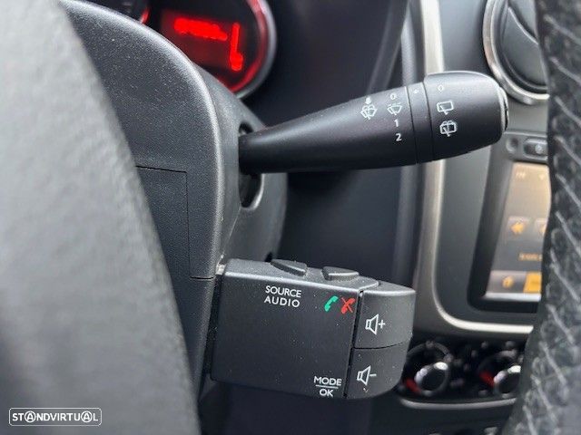 Dacia Sandero 0.9 TCe Stepway - 16