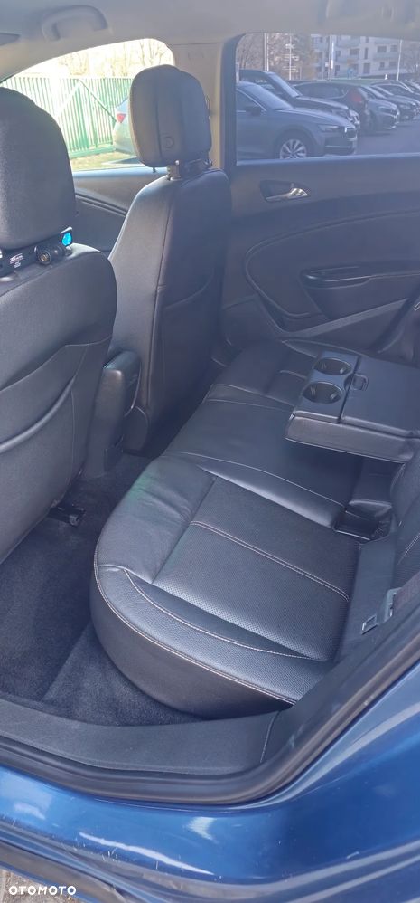 Opel Astra 1.7 CDTI Cosmo - 9