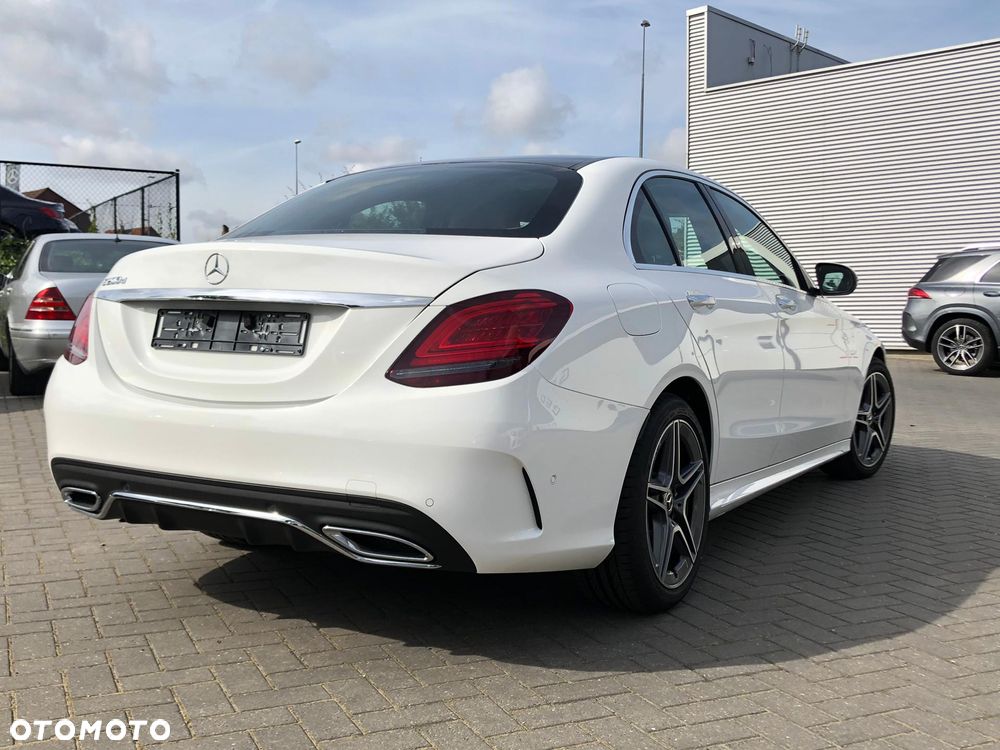 Mercedes-Benz Klasa C - 2