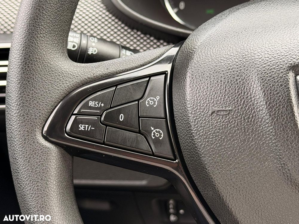 Dacia Logan TCe 90 MT5 Expression - 27