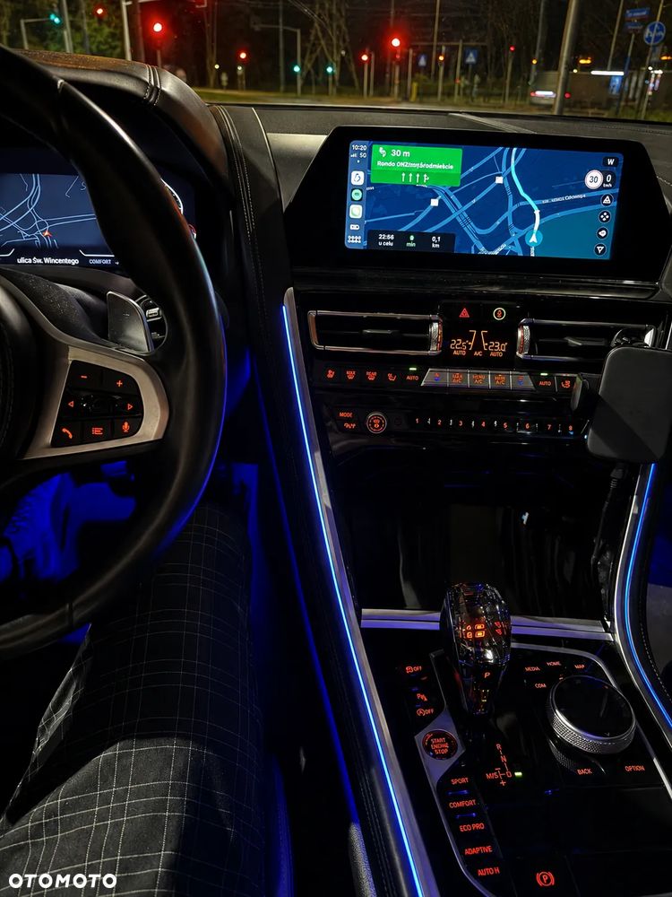 BMW Seria 8 - 11