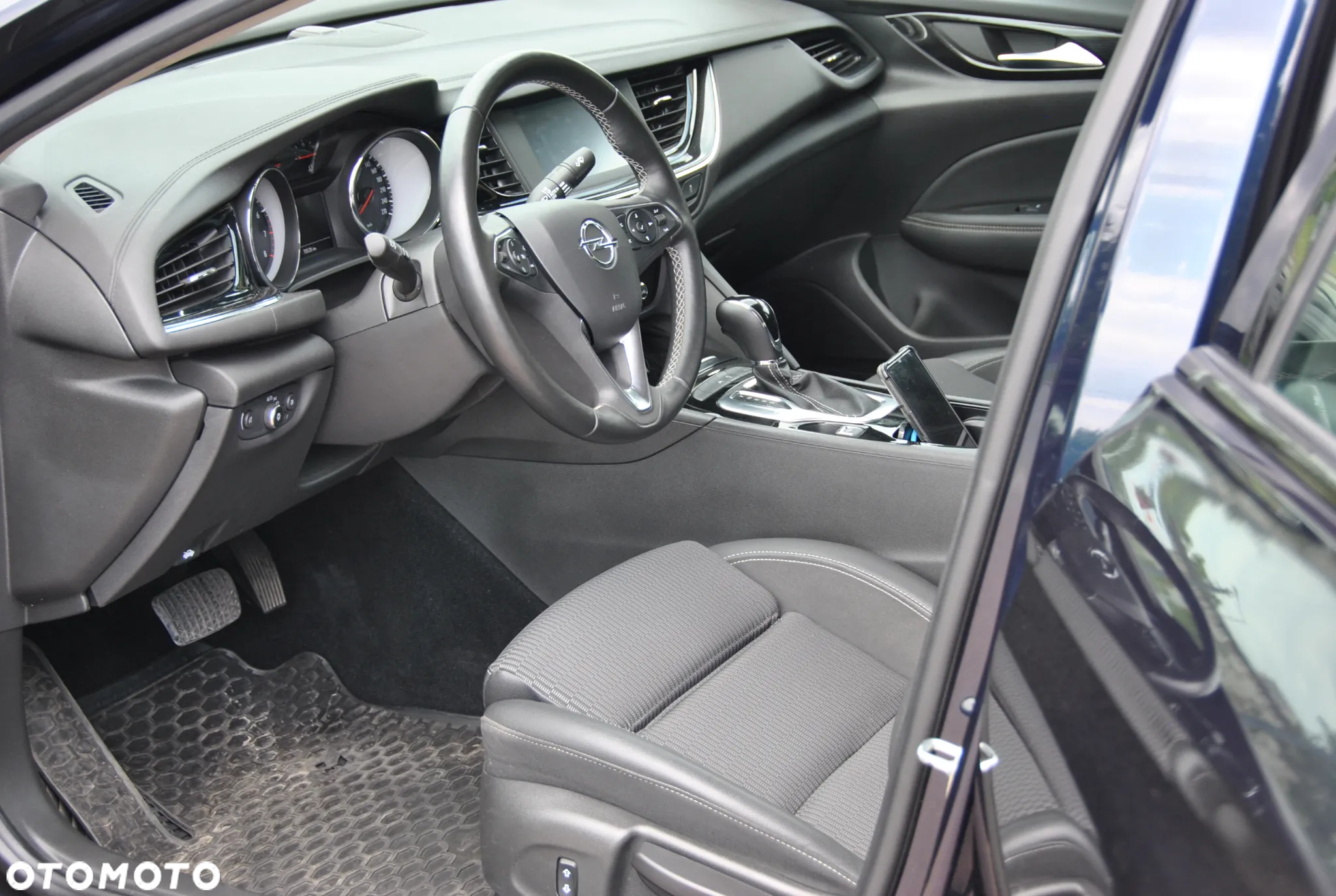 Opel Insignia 1.5 T Innovation S&S - 38