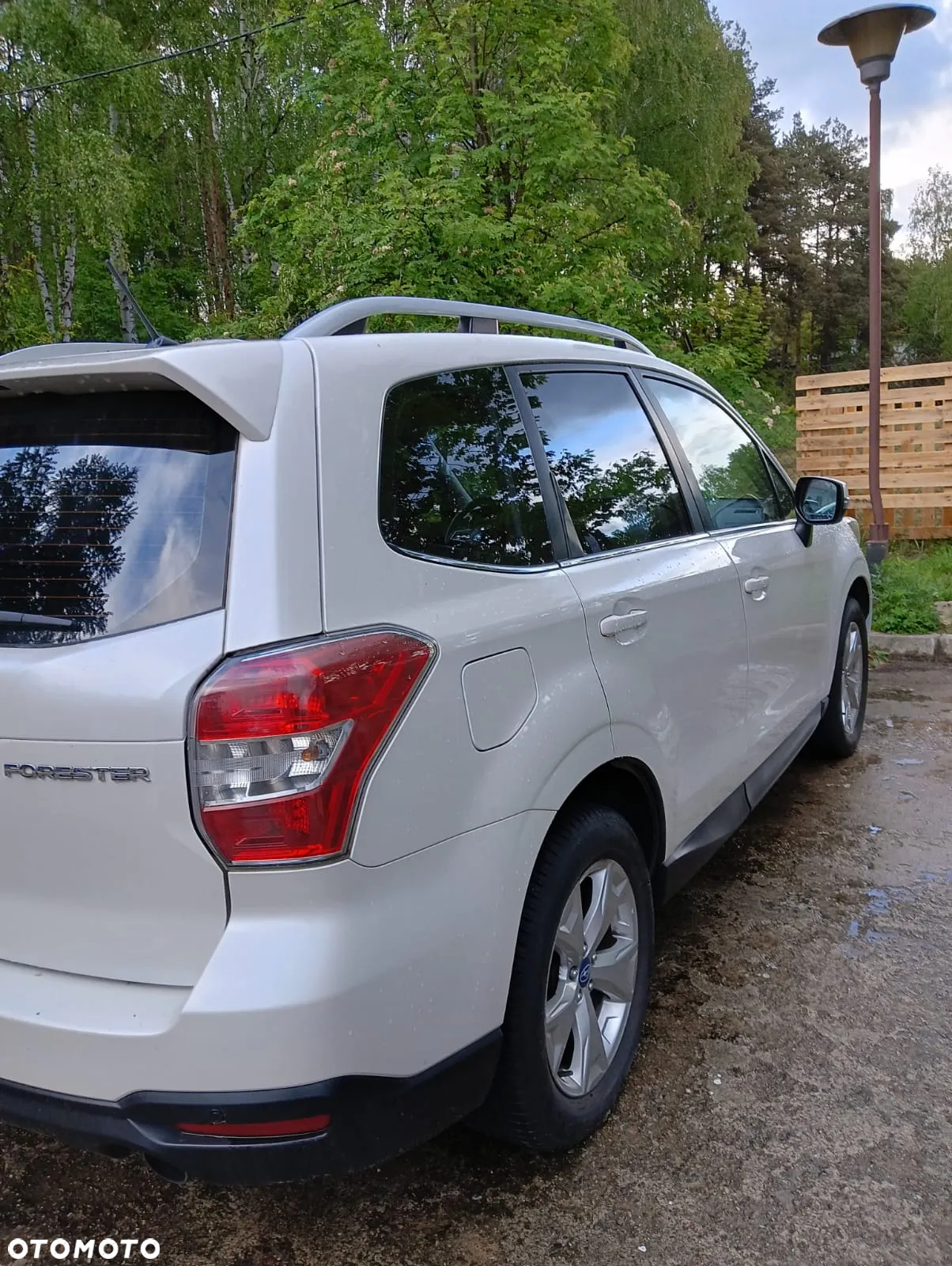 Subaru Forester 2.0i Exclusive - 2