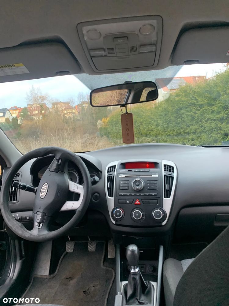 Kia Ceed 1.6 S - 4