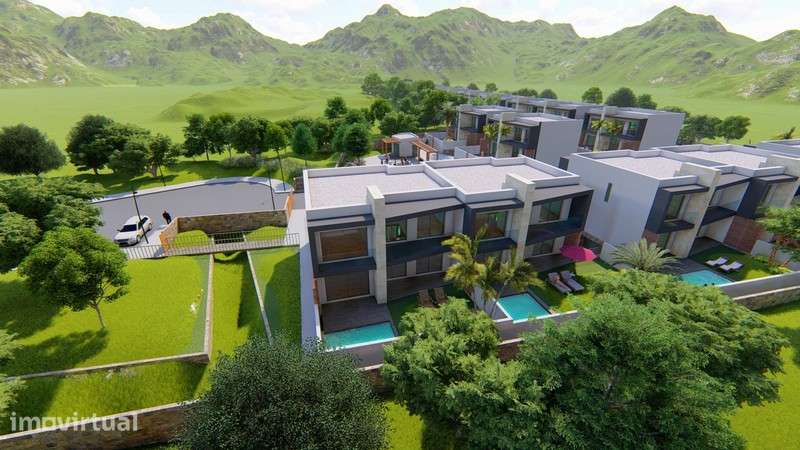 MORADIA COM PISCINA PRIVATIVA E BOX - EM CONSTRUÇÃO - Grande imagem: 2/19