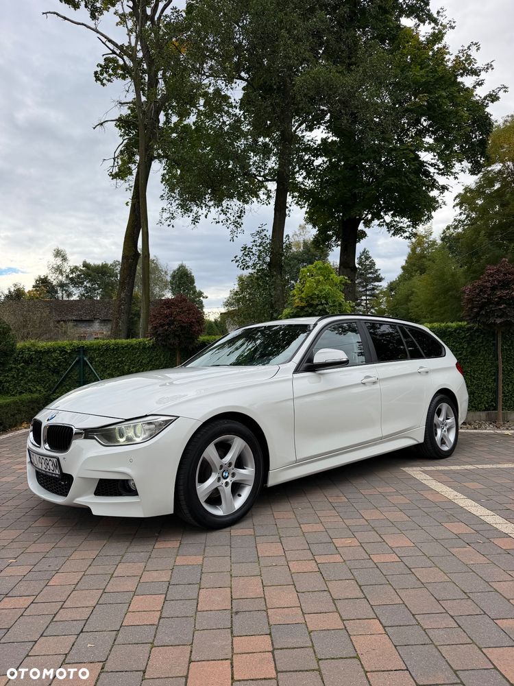 BMW 3 Series 2013 photo 2