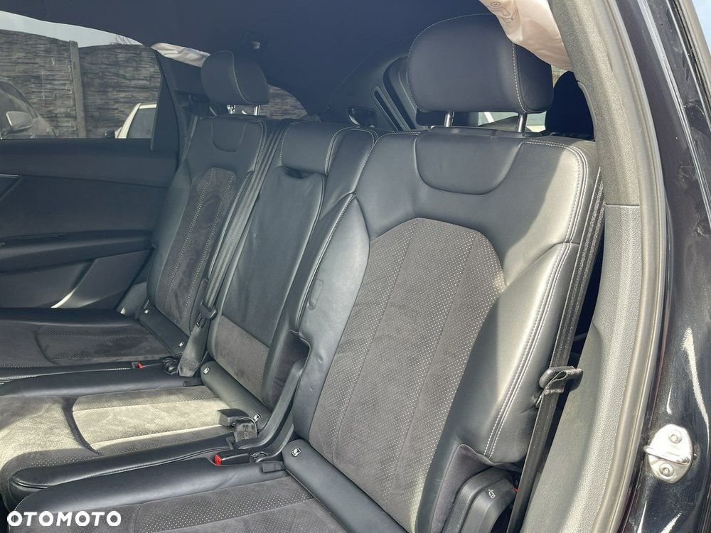 Audi Q7 3.0 TDI Quattro Tiptronic - 12
