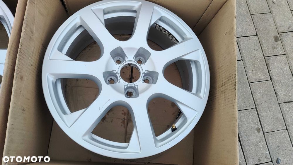 Oryginalne Felgi Aluminiowe Audi A4 B8 17 5x112 7J ET37 - 6