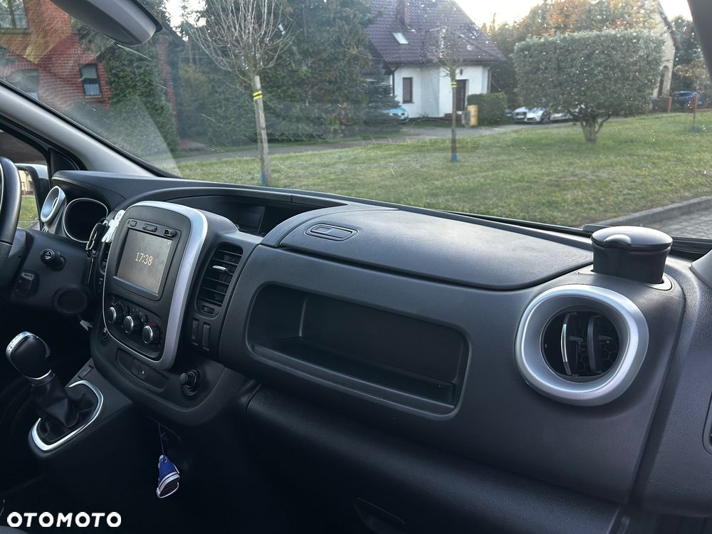 Renault Trafic - 13