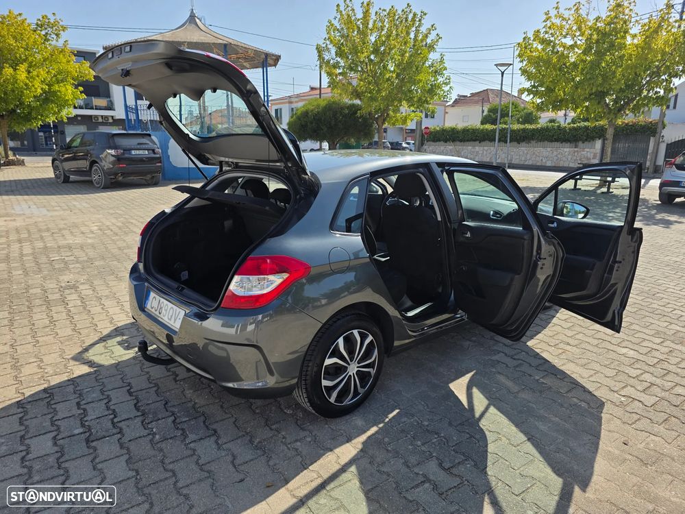 Citroën C4 VTi 95 Attraction - 4