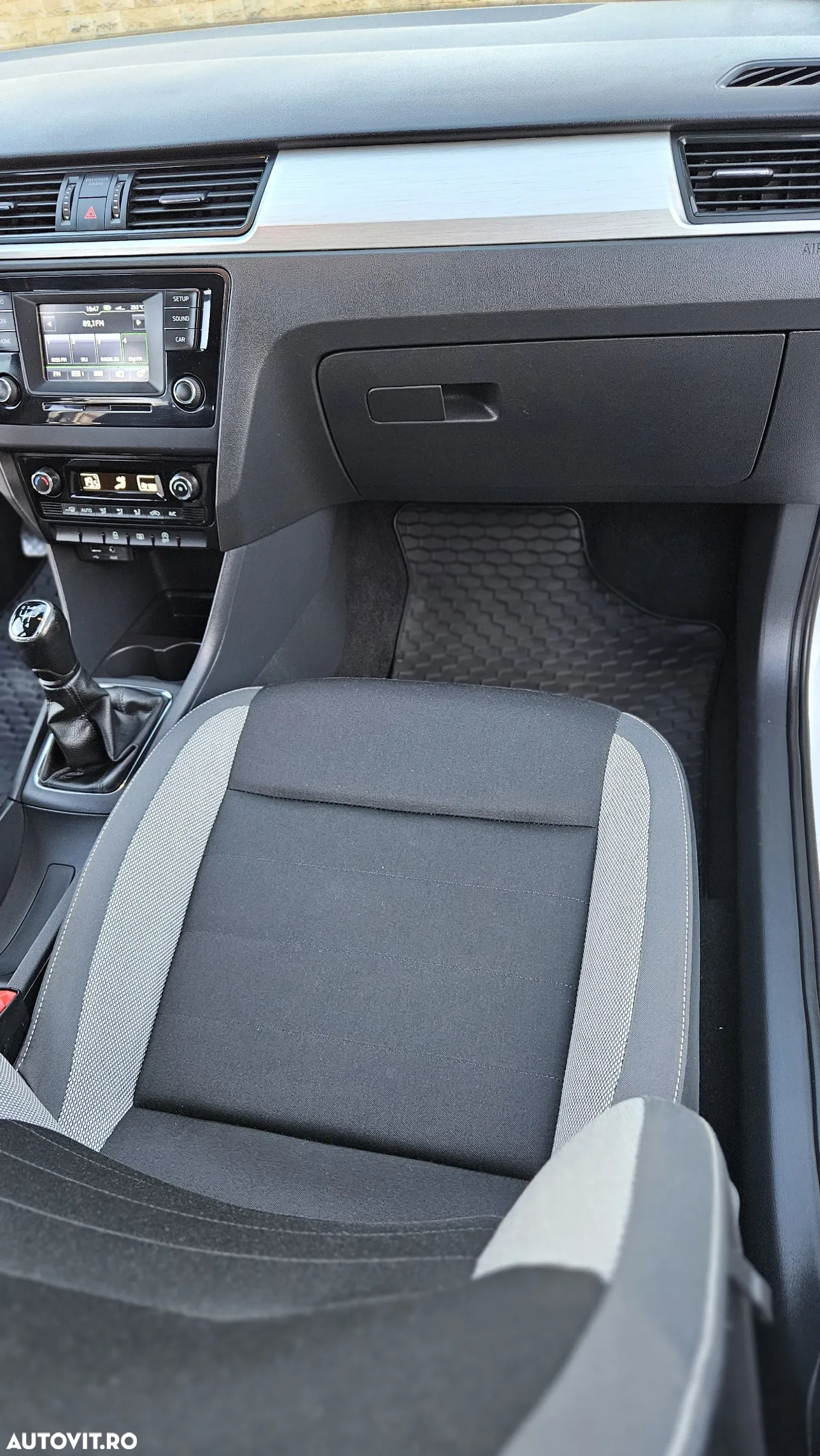 Skoda RAPID - 11