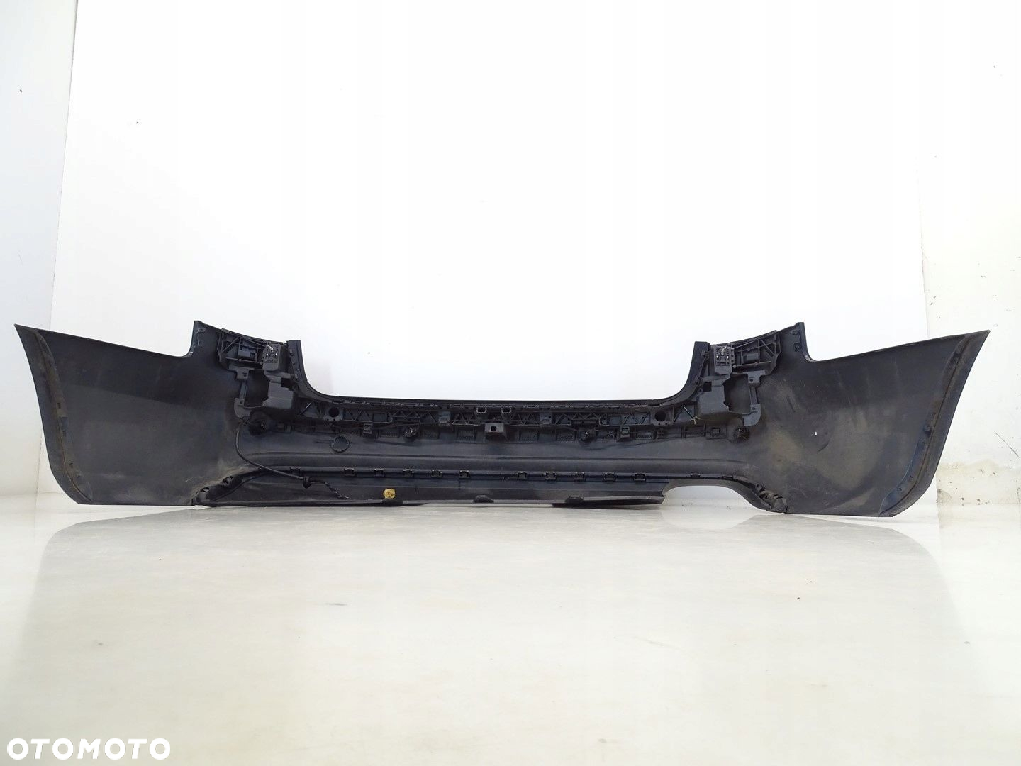 ZDERZAK TYŁ TYLNY POD 4X PDC AUDI A4 B8 LIFT KOMBI 11-15R LX5R - 11