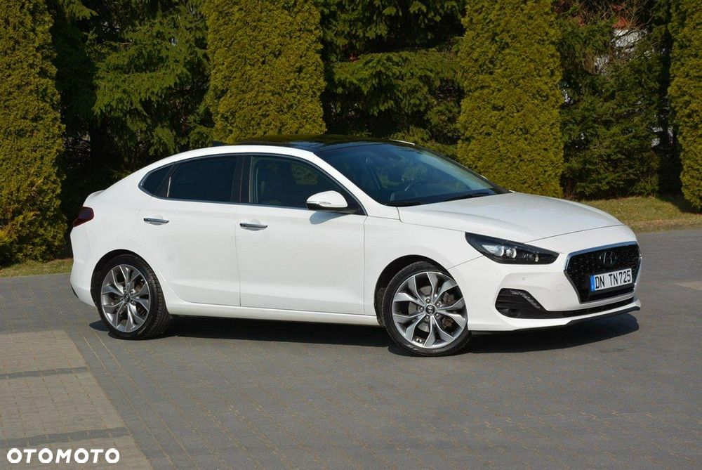 Hyundai i30 1.4 T-GDI Premiere Luxury - 10
