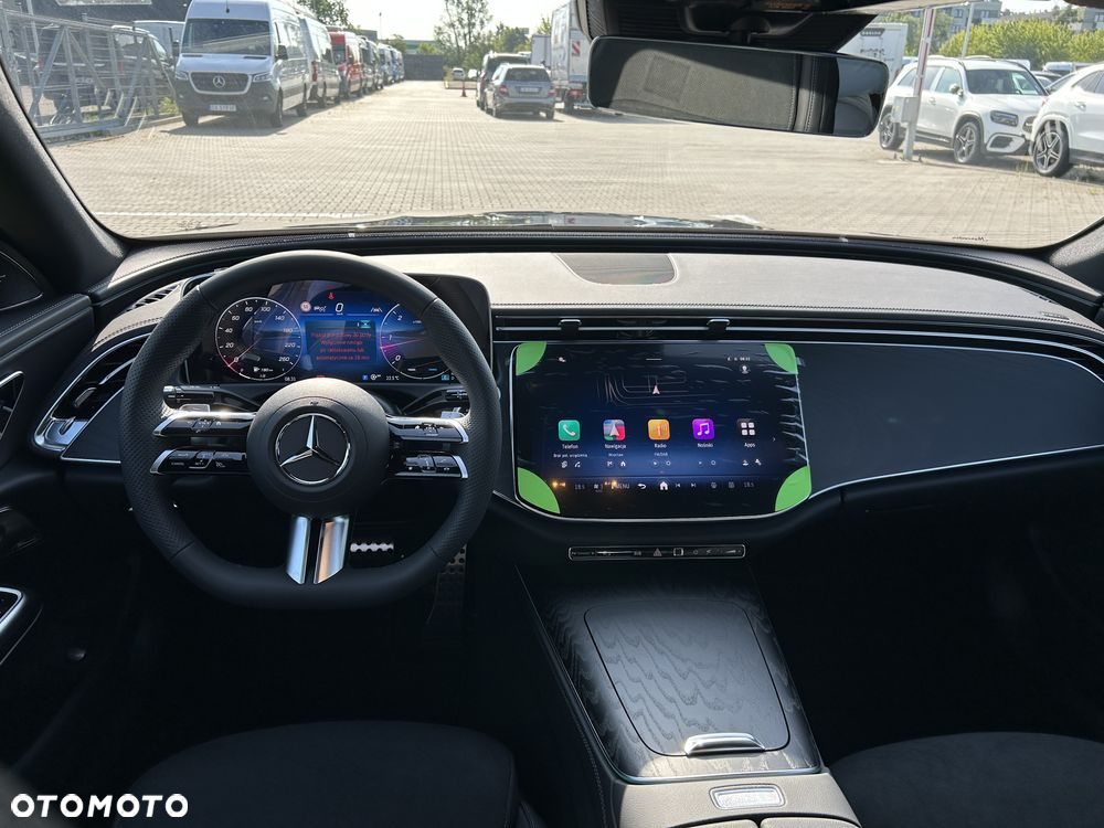 Mercedes-Benz Klasa E 220 d mHEV 4-Matic AMG 9G-Tronic - 11