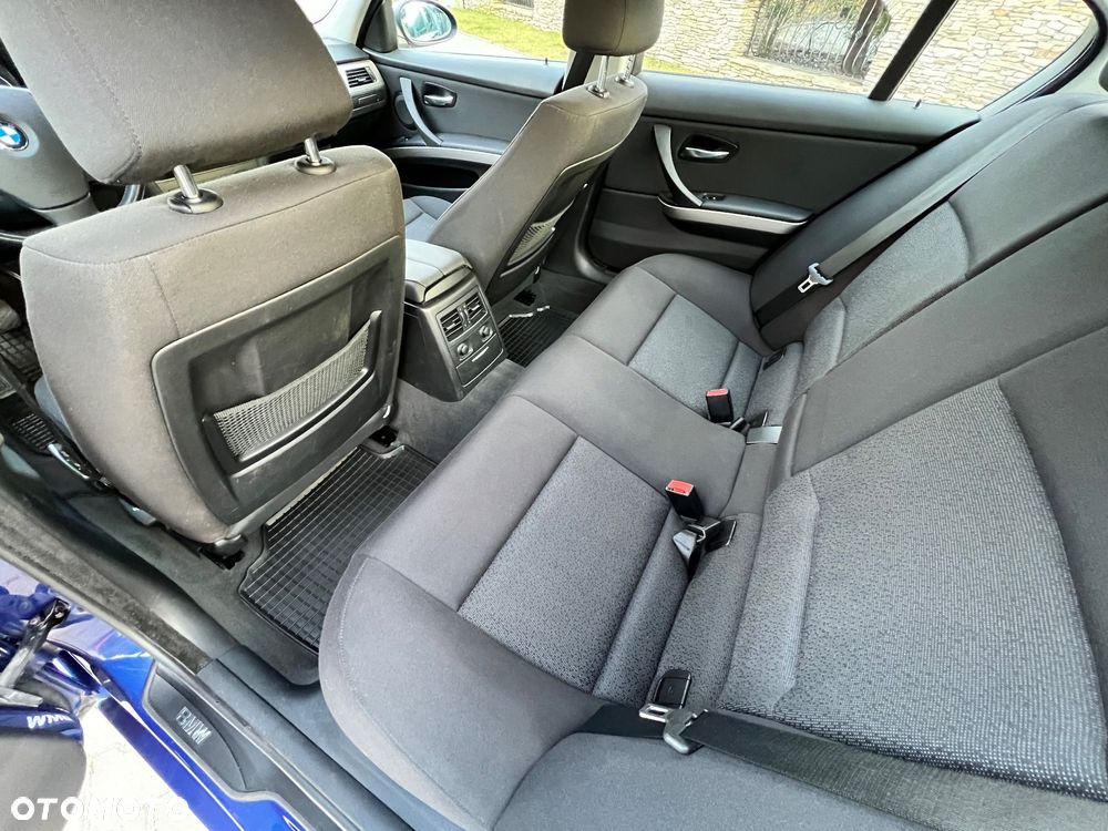 BMW Seria 3 - 11