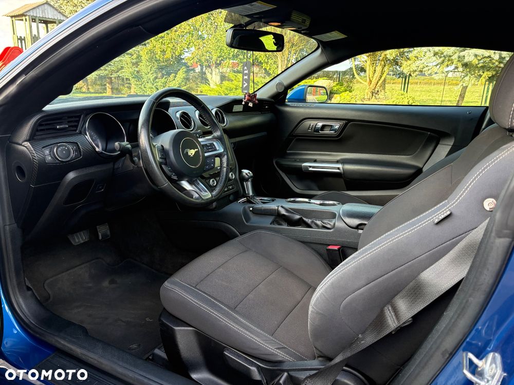Ford Mustang 3.7 V6 - 12