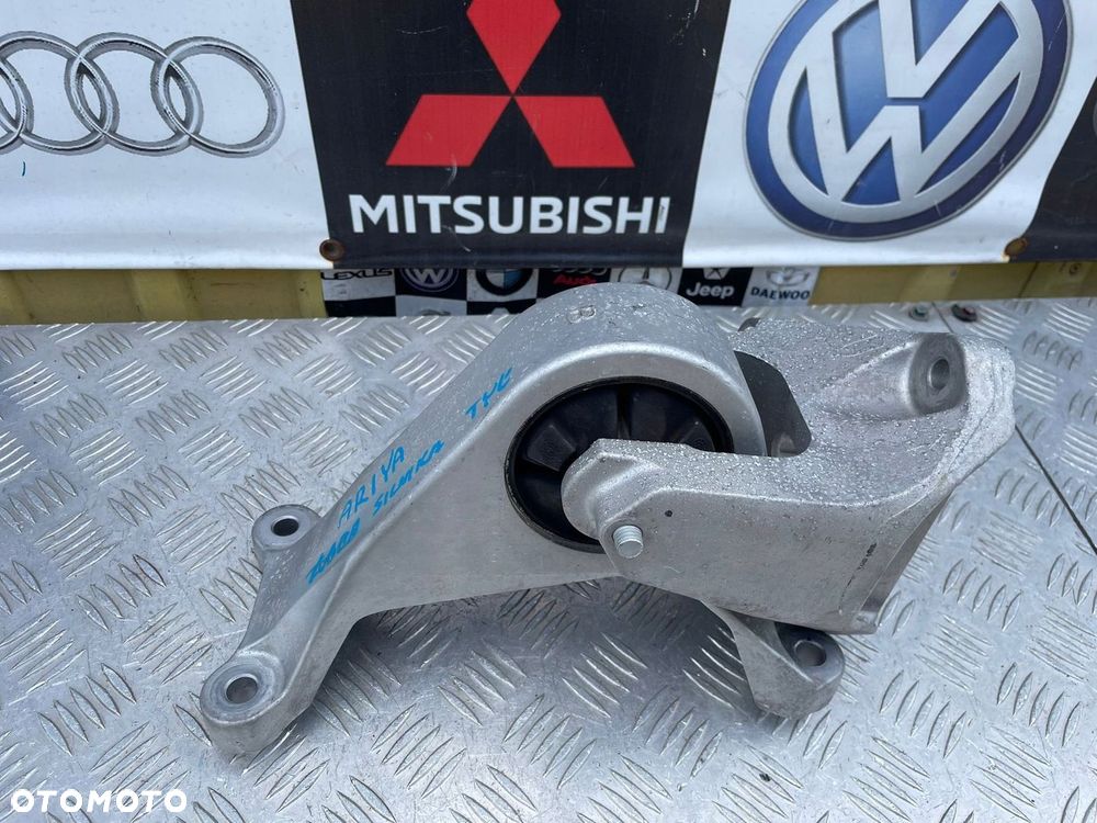 NISSAN ARIYA ŁAPA SILNIKA TYLNA TYŁ - 1