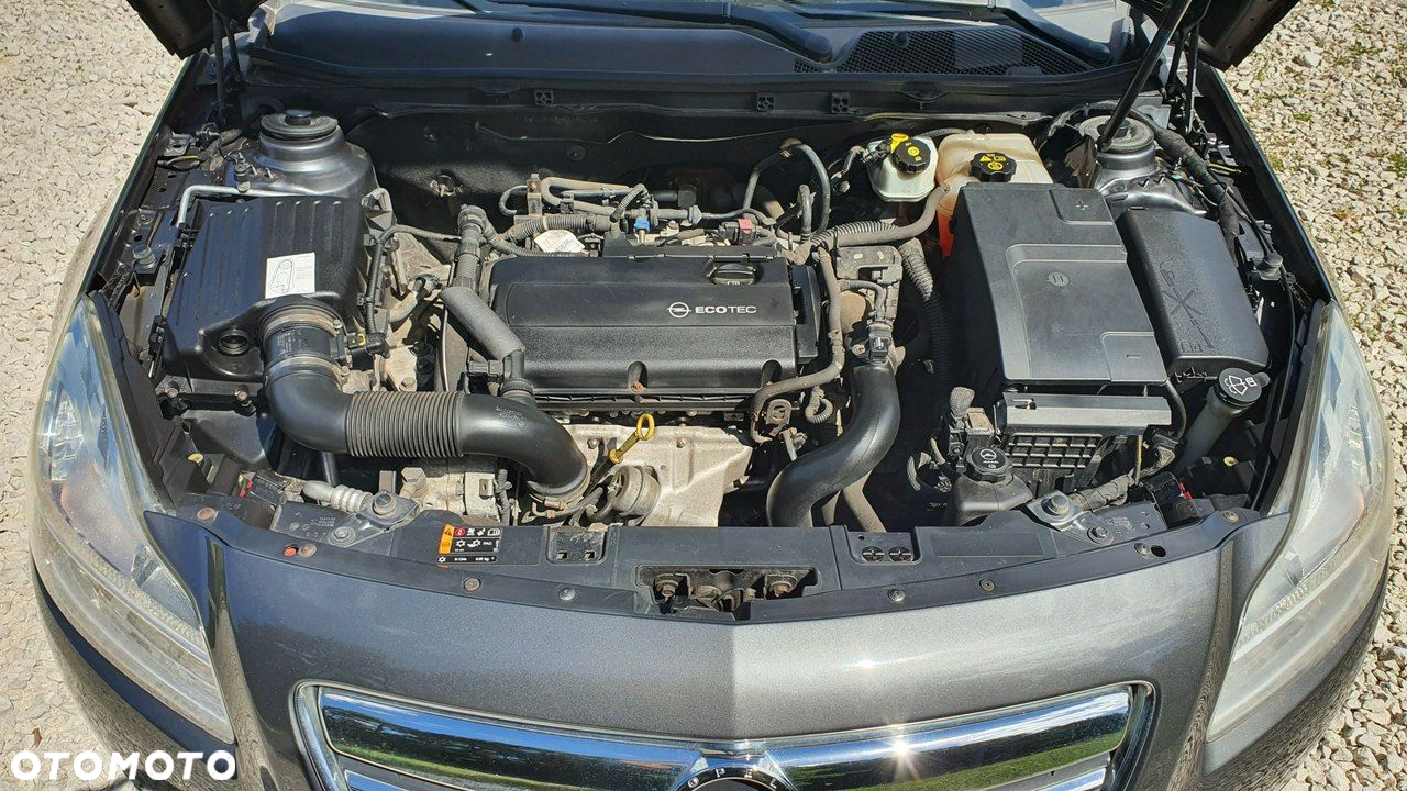 Opel Insignia 1.6 Turbo Sports Tourer - 32